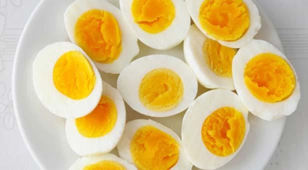 ৫০ টি ডিম খাওয়ার বাজি ধরে যুবকের মৃত্যু