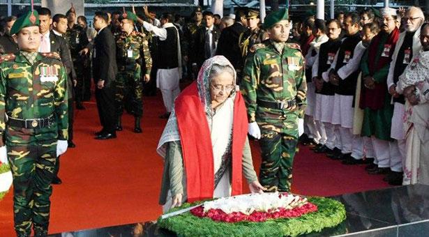 বঙ্গবন্ধুর প্রতিকৃতিতে ফুল দিয়ে শ্রদ্ধা জানিয়েছেন প্রধানমন্ত্রী