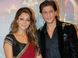 হিন্দু-স্ত্রীকে-নামাজ-পড়ে-নাম-বদলাতে-বলেছিলেন-শাহরুখ