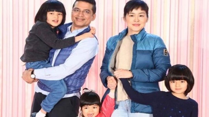 সেই দুই মেয়েকে নিয়ে একসঙ্গে ১৫ দিন থাকতে মা-বাবাকে নির্দেশ