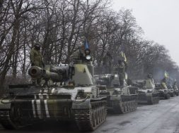 s0kcm8LsfKTQWW5t_1280px-OSCE_SMM_monitoring_the_movement_of_heavy_weaponry_in_eastern_Ukraine_(16544235410)