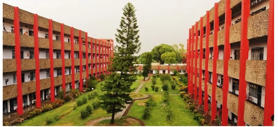 রাবিতে শিক্ষার্থীকে ‘শিবির’ বলে পেটানোর অভিযোগ ছাত্রলীগের বিরুদ্ধে