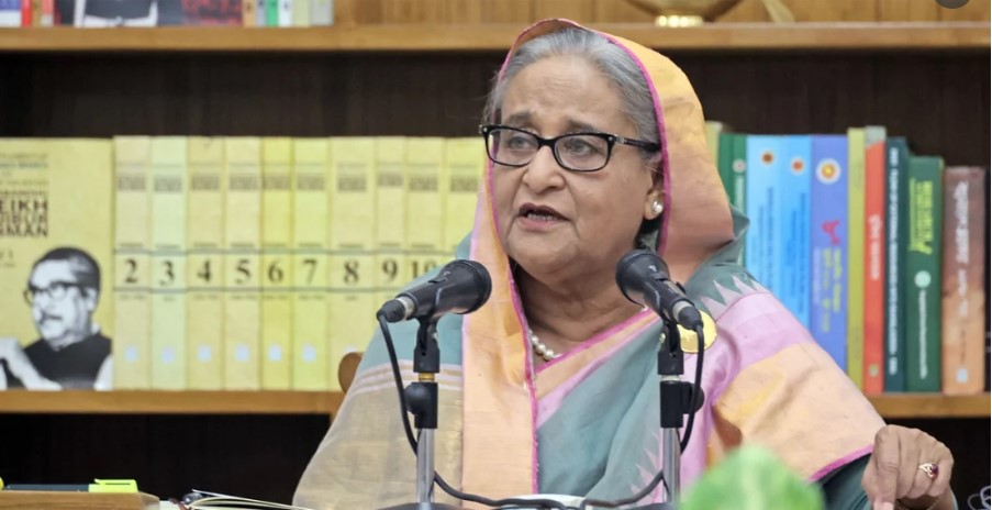 ড. ইউনূস সবচেয়ে বেশি সহযোগিতা পেয়েছে আমার হাত দিয়ে: প্রধানমন্ত্রী