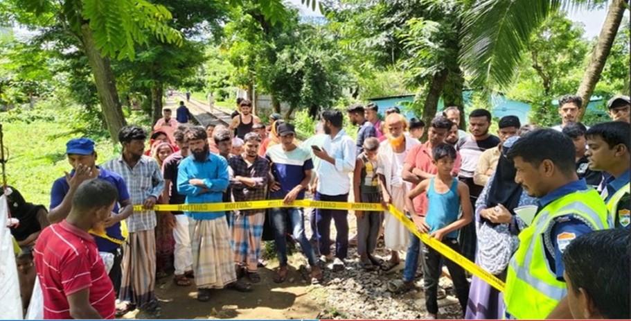 নামাজ পড়ে হাঁটতে বেরিয়ে নিথর দেহে ফিরলেন লায়লা