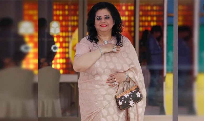 ছয় দশকেও অমলিন