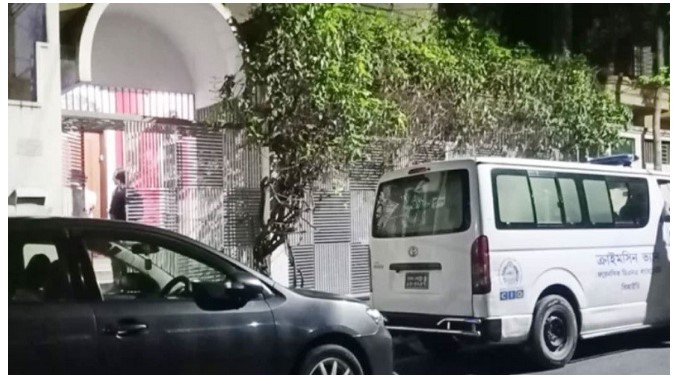 রাজধানীতে প্রেমিক-প্রেমিকার লিভ টুগেদার, ‘বাঁচাও বাঁচাও’ বলে চিৎকার