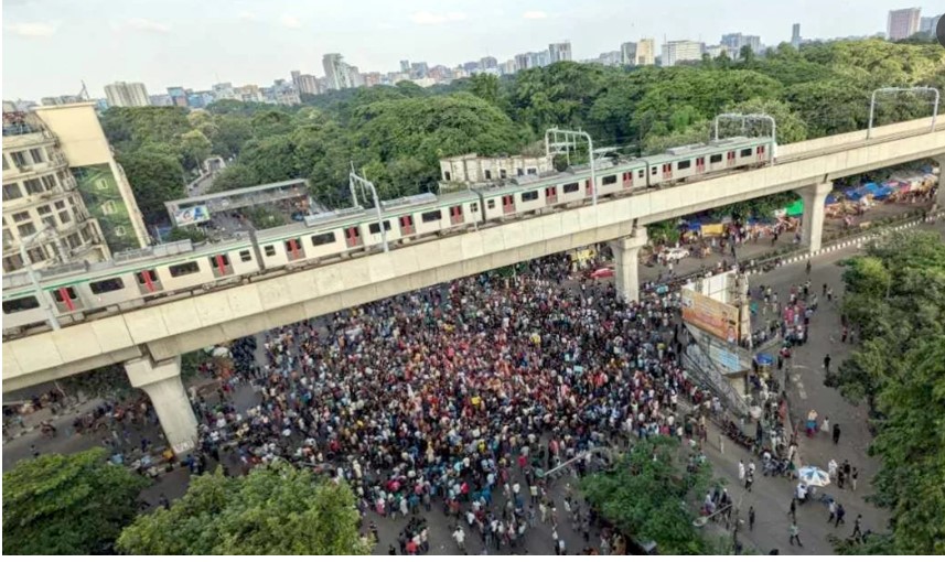 কোটা বাতিলের দাবিতে ফের শাহবাগ অবরোধ