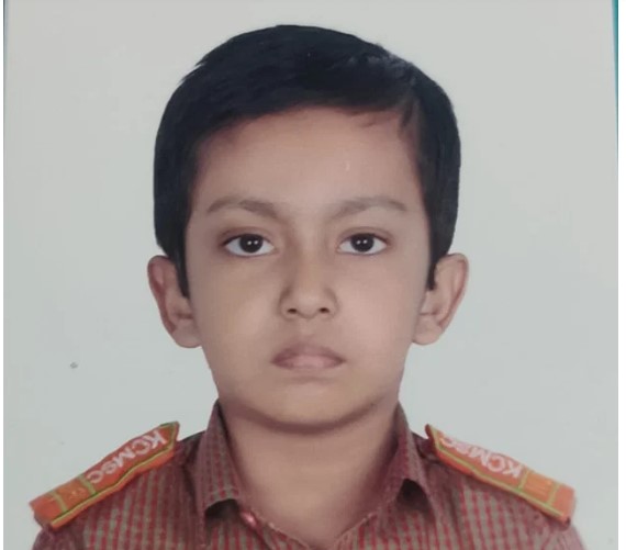 ছোট্ট জাবিরের গুলি লাগে, কয়েক হাসপাতাল ঘুরেও বাঁচাতে পারেননি মা–বাবা