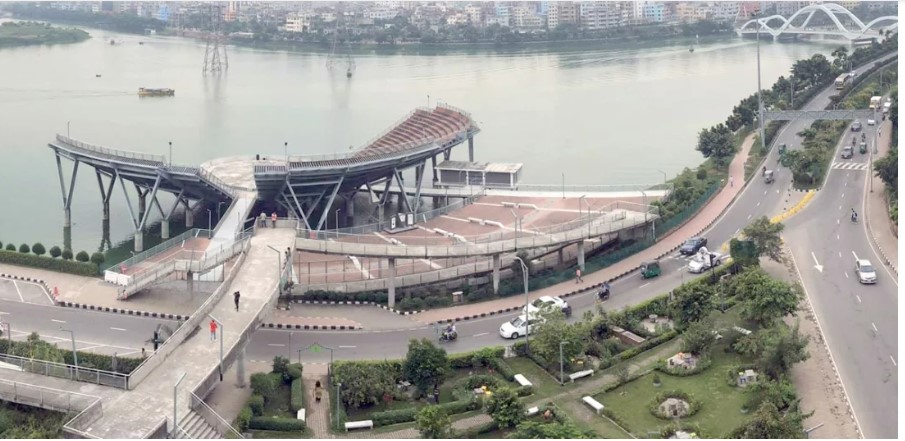 হাতিরঝিলে একাধিক লাশ উদ্ধার