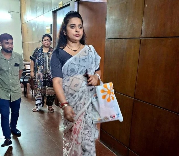 শিল্পকলা থেকে বের করে দেওয়া হলো জ্যোতিকা জ্যোতিকে