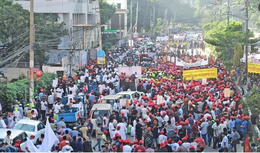 বিএনপির র‌্যালি শুরু, সড়কে লাখো নেতাকর্মীর ঢল