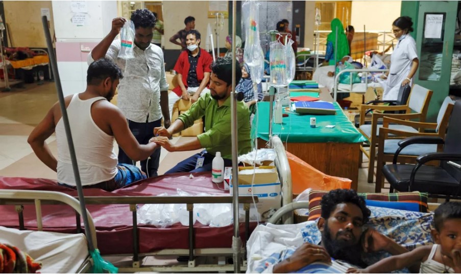 ডেঙ্গুতে একদিনে প্রাণ গেল ১০ জনের