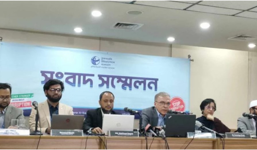 আওয়ামী লীগ আমলে বছরে ১৫ বিলিয়ন ডলার পাচার হয়েছে: টিআইবি