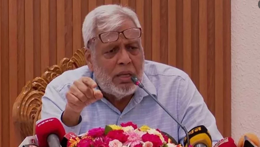 ‘আমাদের হাতে খুব বেশি সময় নেই, রাজনীতিবিদরা উসখুস করছেন ক্ষমতায় যেতে’