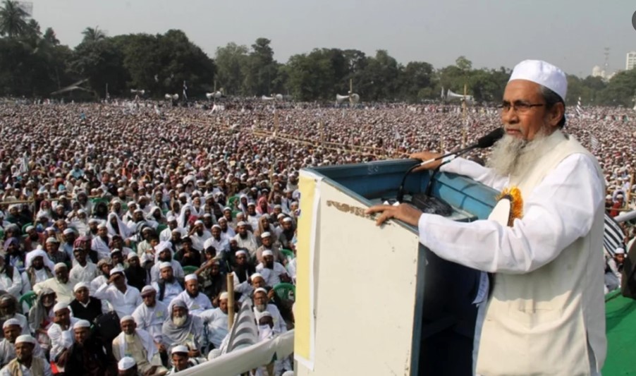 বাং লা দেশ নিয়ে ভা র তে বাড়াবাড়ি হচ্ছে, বললেন  পশ্চি ম   ব ঙ্গের মন্ত্রী