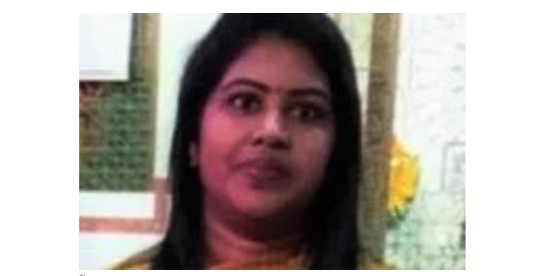 রাতে লঞ্চ থেকে নদীতে ঝাঁপ পুলিশ কর্মকর্তার স্ত্রীর, সকালে লাশ উদ্ধার