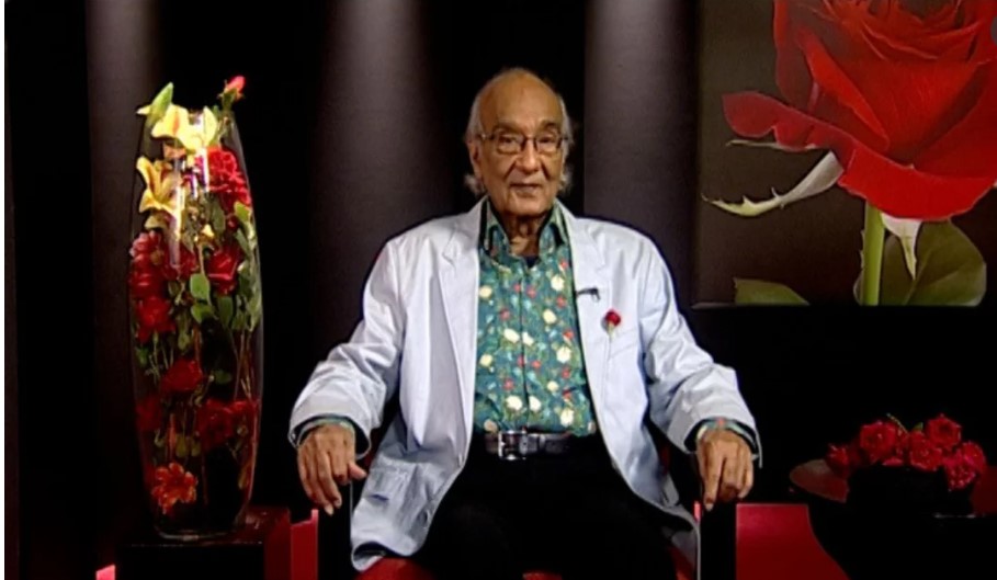 ৮ বছর পর ‘লাল গোলাপ’ নিয়ে ফিরছেন শফিক রেহমান