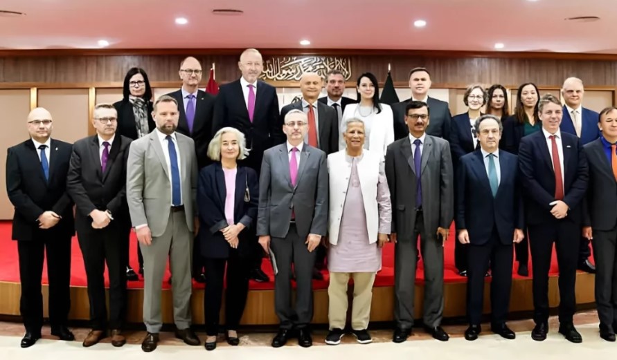 ভি সা সে ন্টা র দিল্লি থেকে ঢাকায় আনার অনুরোধ প্রধান উ প দে ষ্টার