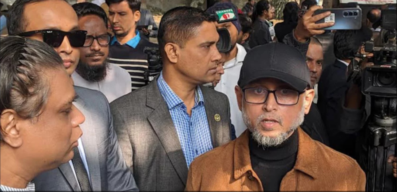 তা রু ণ্য ও যৌবনের গান বললেই হে লা ল হাফিজের কথা মনে পড়ে: ফা রু কী