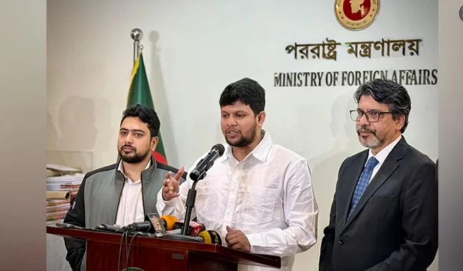 হা সি না কে ভারত ফেরত দেবে না বলে শুনতে পাচ্ছি: মা হ ফু জ আলম