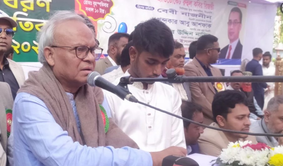 হা সিনার  দুই পাস পোর্ট  বাতিল