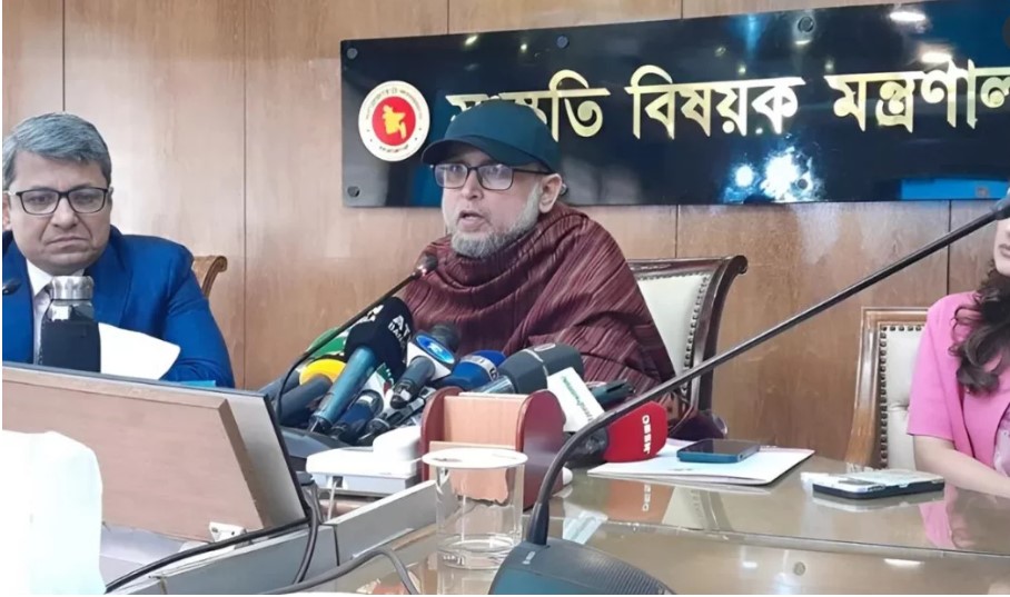 তরুণ নির্মা তারা  জু লাই বিপ্লবকে সামনে রেখে বানাবেন পিস অব আর্ট: উপ দেষ্টা ফারুকী