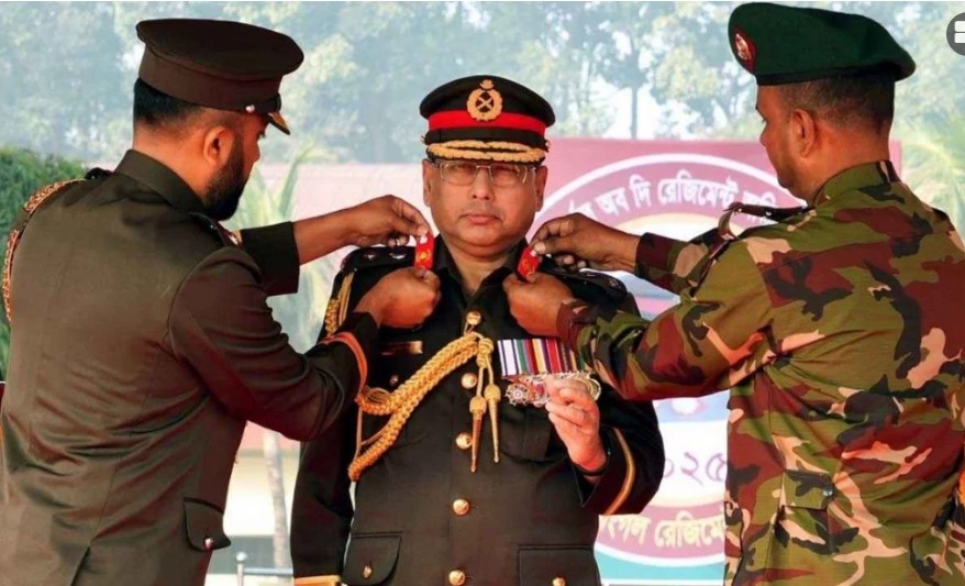 প্রস্তুত থা কার আহ্বান জানালেন সেনা প্রধান