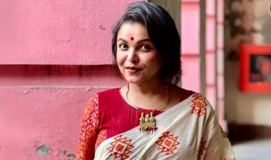 অটো রিকশার ধাক্কায়  ছে লে  নিষাদ হুমায়ূনসহ আহত শা ও ন