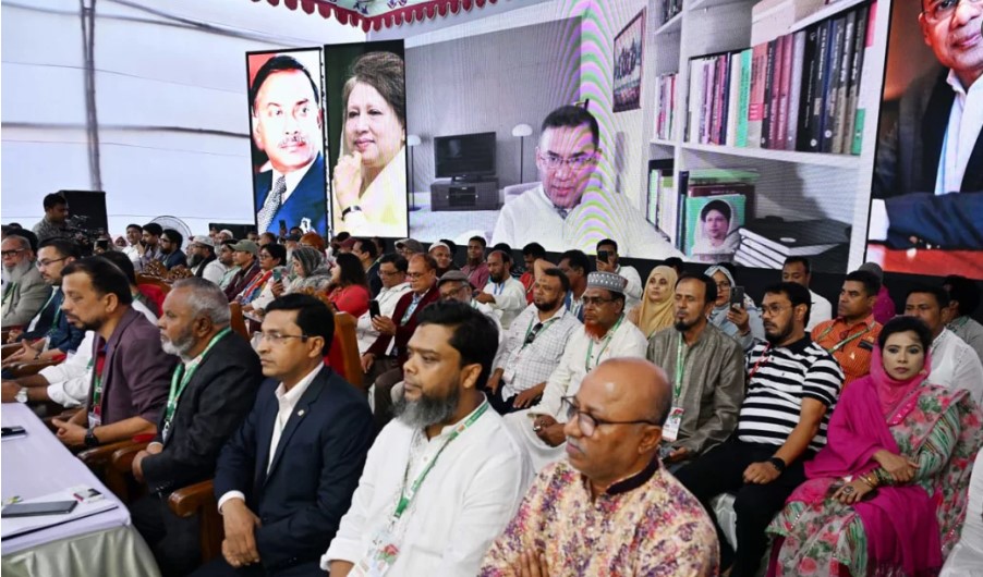 সং স্কারের আলাপ যত দীর্ঘায়িত হবে, দেশ তত সং কটে পড়বে: তারেক রহ মান