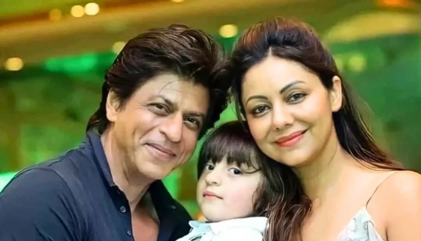 ছোট ছেলে আব্রা মের পেছনে মাসে কত খরচ শাহরুখের