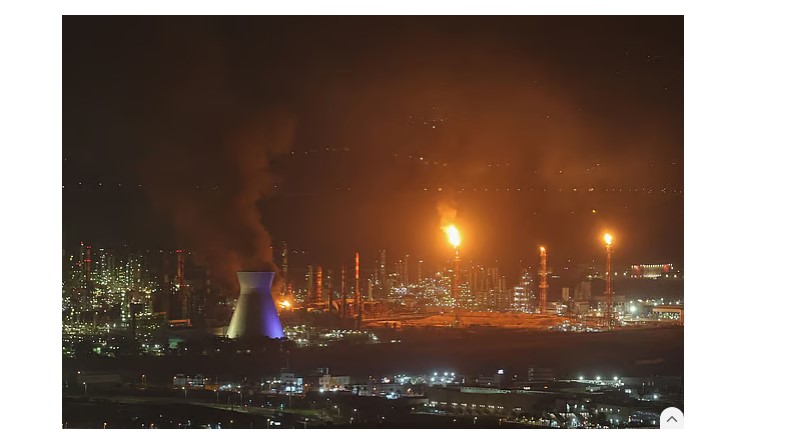 এমন রাত বাড়তে থাকলে একসময় ইসরা য়েলিরা প্রশ্ন তুলবে, ‘আমরা কোথায় যা চ্ছি?