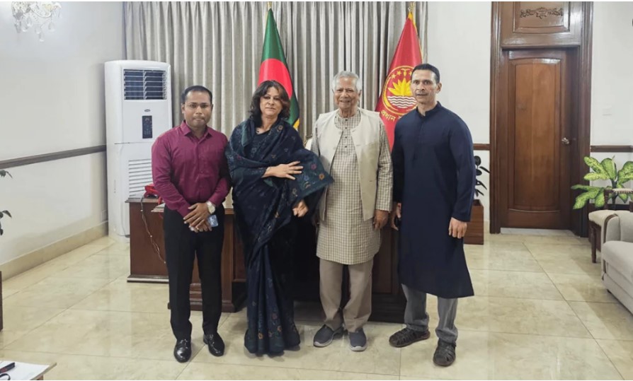 প্র ধান উপদেষ্টা ড. ইউ নূসের সঙ্গে সোহেল তাজ ও শা রমিন আহমদের সাক্ষা ৎ