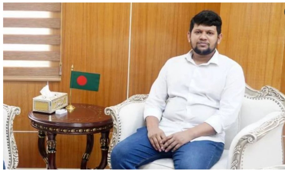 বড় শ য়তান এ খনও আমাদের কাঁধে শ্বাস ফেলছে: মা হফুজ আলম