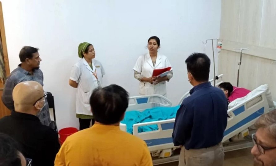 বুয়েট শিক্ষার্থী শাদিদের খোঁ জ নিলেন প্রধান উপদেষ্টা র দুই প্রতিনিধি