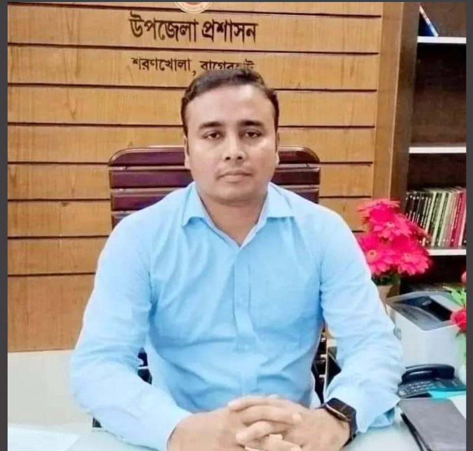 সুদীপ্ত কুমার সিংহকে শরণখোলা থেকে সরানো হলো.. সেই বিতর্কিত ইউএনও