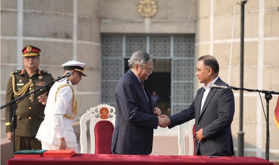 দিল্লি বা ইসলামাবাদ নয়, তারেক রহমানের হাত ধরে নতুন পথে বাংলাদেশ