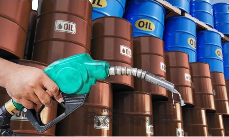 এপ্রিলে বাড়ছে না জ্বালানি তেলের দাম