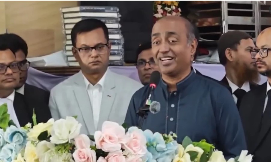 আমরা জুলাই সনদের প্রতিটি দাঁড়ি-কমা মেনে চলতে অঙ্গীকারবদ্ধ: আইনমন্ত্রী
