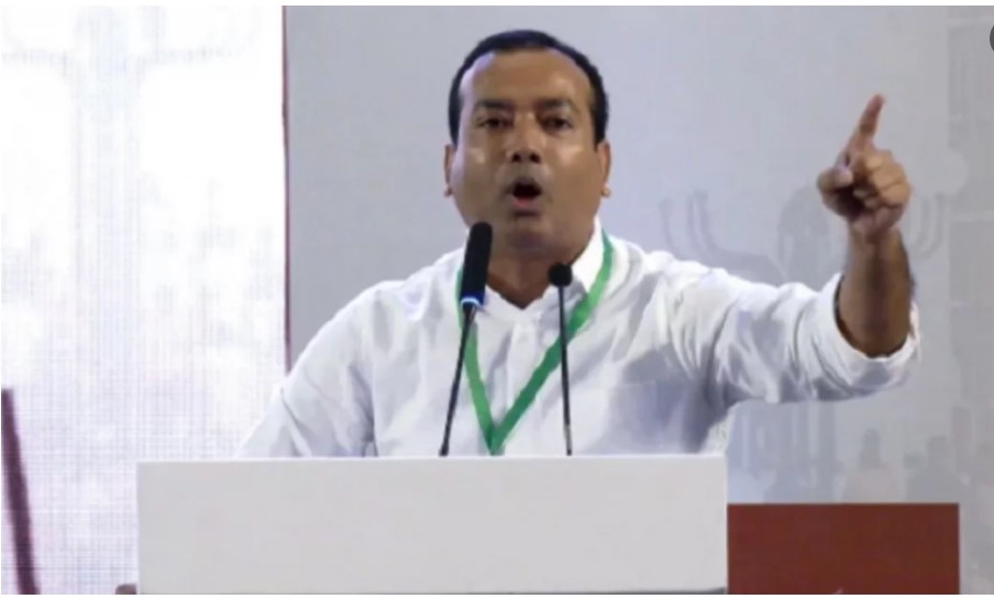 ছাত্রদল সভাপতি রাকিব সারা বাংলাদেশে আওয়ামী লীগের পার্টি অফিস আমরা গুঁড়িয়ে দিয়েছিলাম